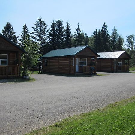 Beaver Creek Lodge And Cabins McBride Екстериор снимка