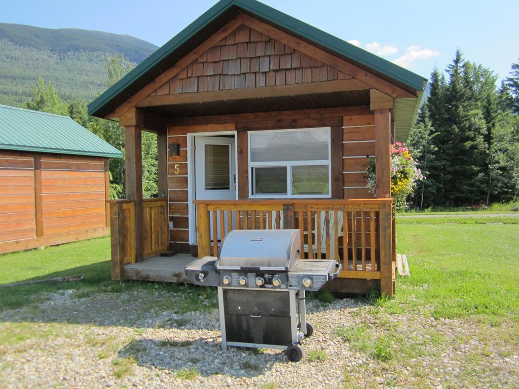Beaver Creek Lodge And Cabins McBride Стая снимка